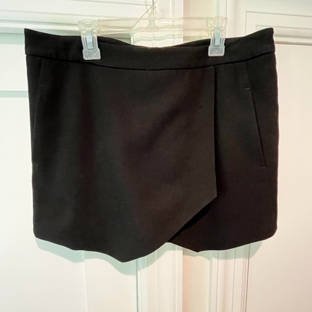 Lord and Taylor Designlab Asymmetric Skort S8